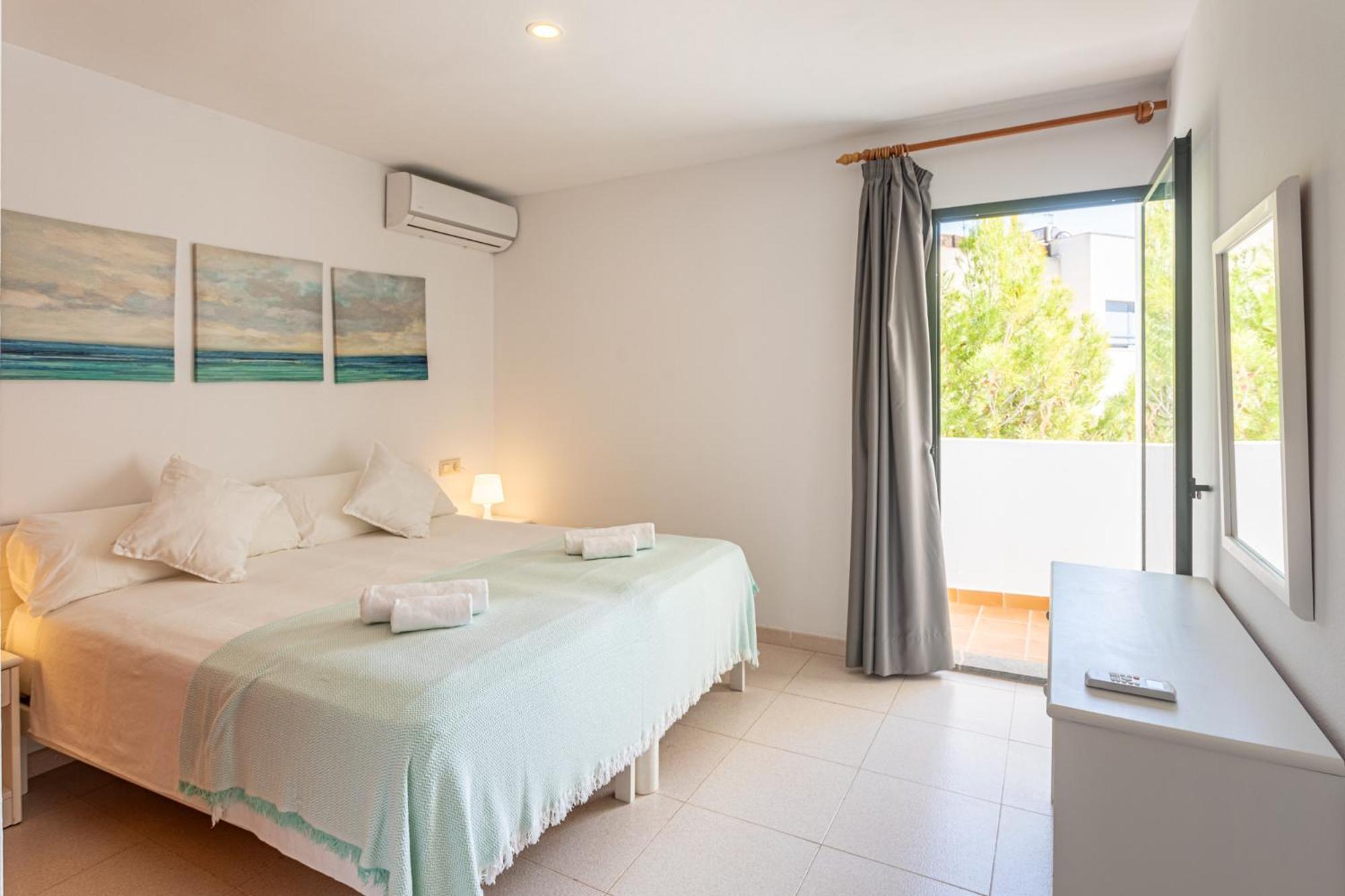 Es Dolc Apartments By Youroom Colonia de Sant Jordi Exterior foto